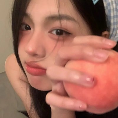 岸边露伴一动不动