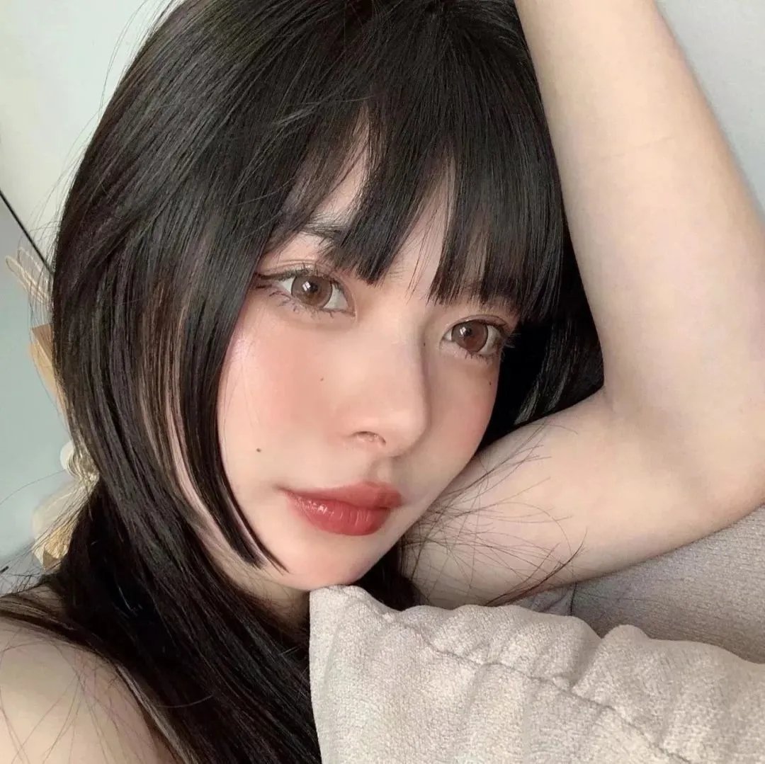 戴眼镜的人